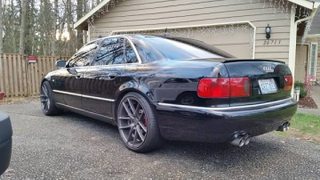 Illustration for article titled For $15,000, This 2003 Audi S8 Will Let You Stick Around
